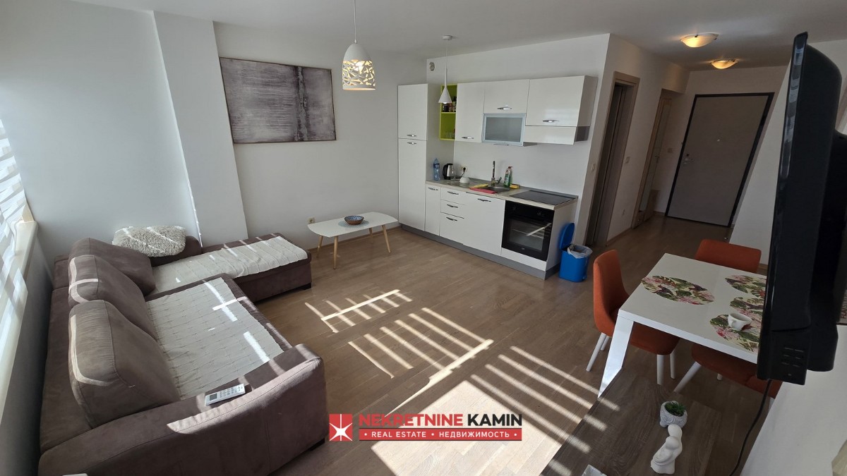 One-Bedroom Apartment with Sea View in the Fontana Building, City Centre, Budva